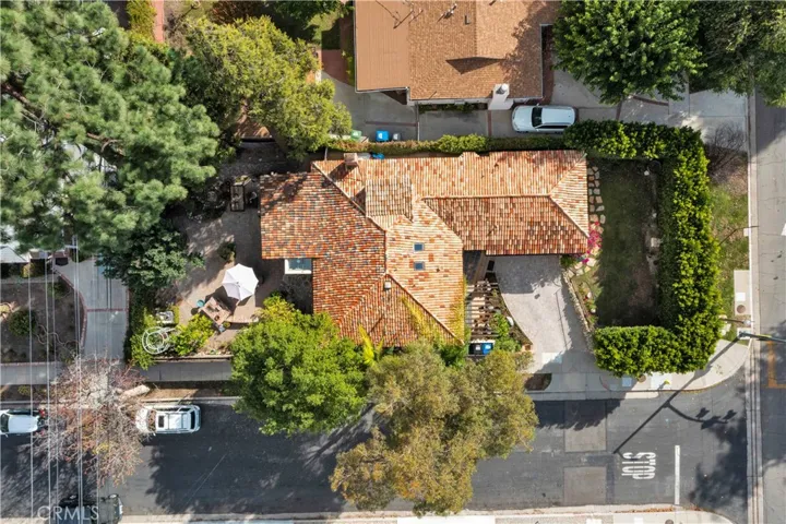 4984 Topanga Canyon Boulevard, Woodland Hills, California 91364