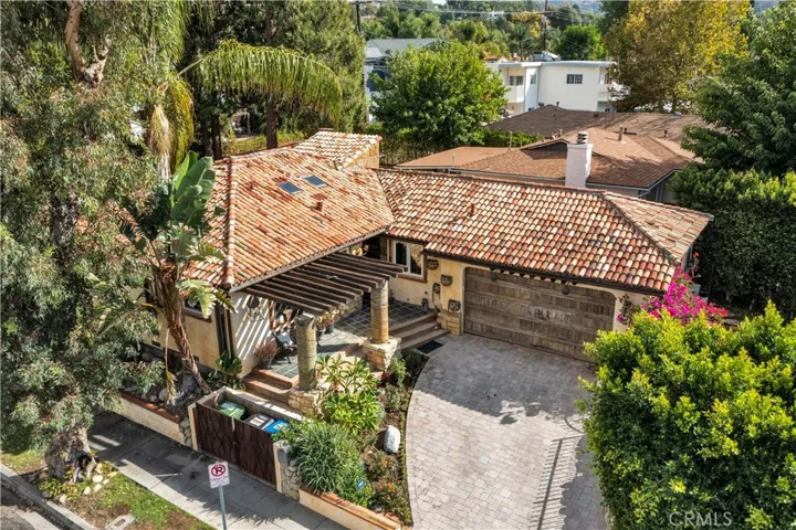 4984 Topanga Canyon Boulevard, Woodland Hills, California 91364