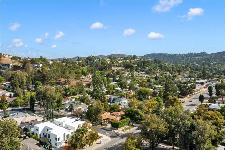 4984 Topanga Canyon Boulevard, Woodland Hills, California 91364