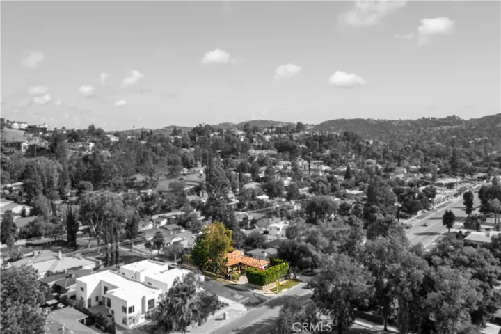 4984 Topanga Canyon Boulevard, Woodland Hills, California 91364
