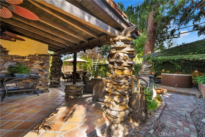 4984 Topanga Canyon Boulevard, Woodland Hills, California 91364