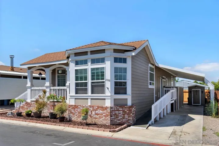 13328 Buena Vista St 66, Poway, California 92064