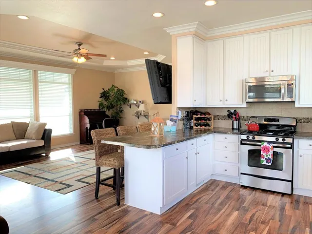 13328 Buena Vista St 66, Poway, California 92064