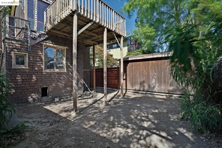 4250 Terrace St., Oakland, California 94611