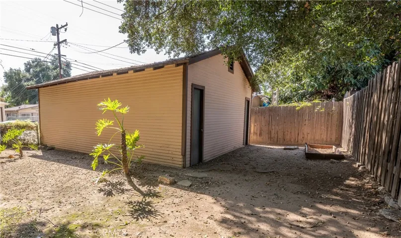 Garage off alley