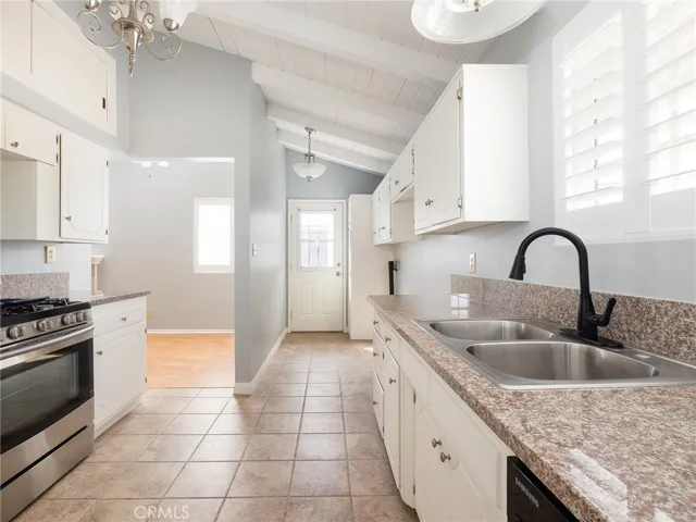 21624 Madrona Avenue, Torrance, California 90503