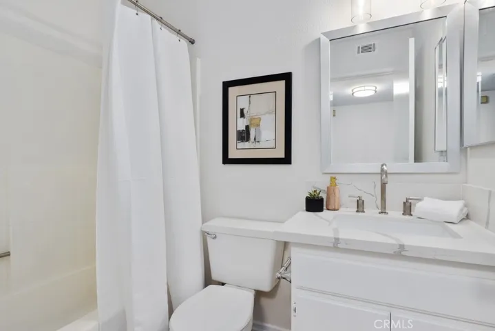 23512 Cambridge Road 303, Yorba Linda, California 92887