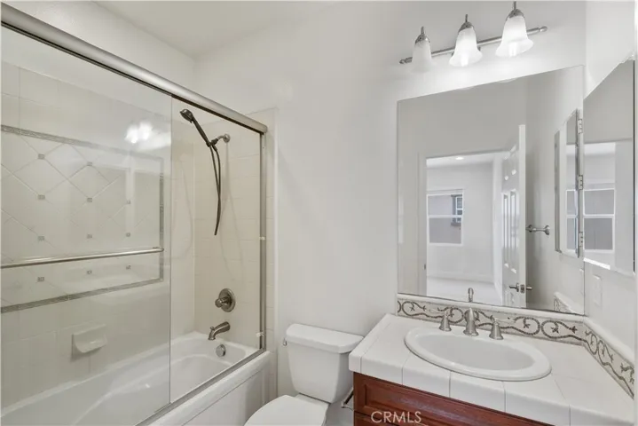 16606 Bayberry Road, Tustin, California 92782