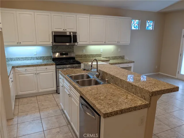 26528 Mahonia Way, Murrieta, California 92562