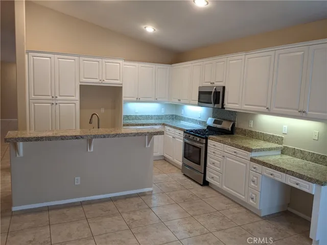 26528 Mahonia Way, Murrieta, California 92562