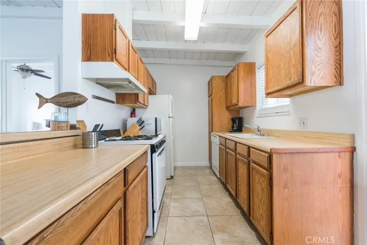 Back Unit Kitchen