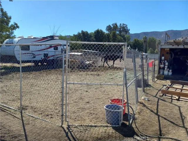 1/2 acre lot zoned for horses.
