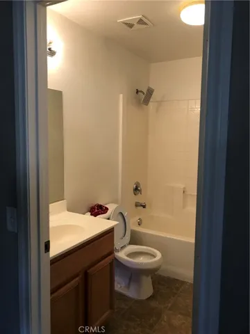13036 Cerritos Court, Hesperia, California 92344