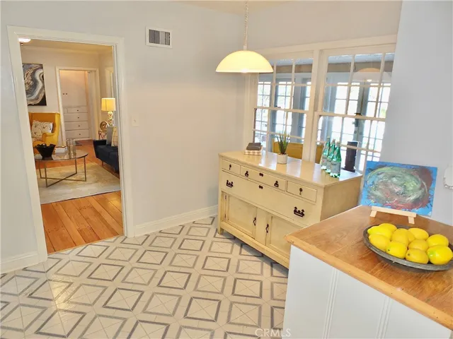 4480 Myrtle Avenue, Long Beach, California 90807
