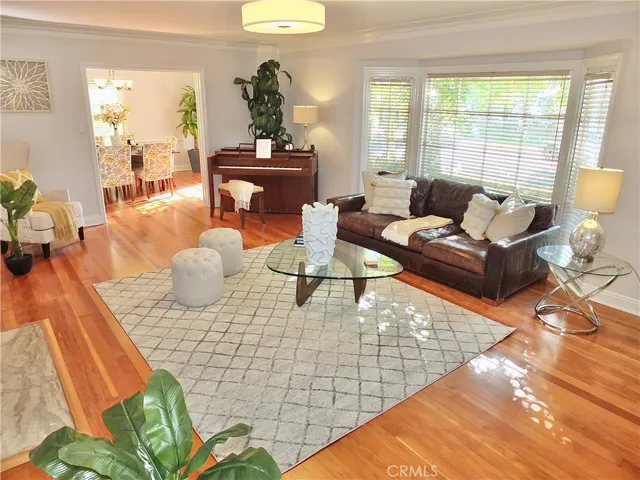 4480 Myrtle Avenue, Long Beach, California 90807