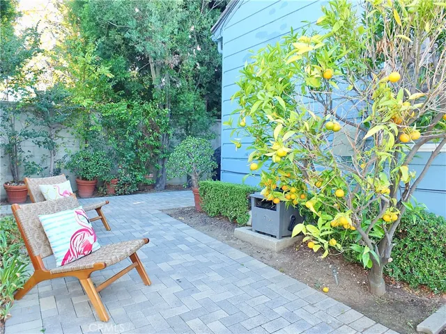 4480 Myrtle Avenue, Long Beach, California 90807