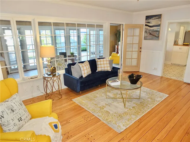 4480 Myrtle Avenue, Long Beach, California 90807