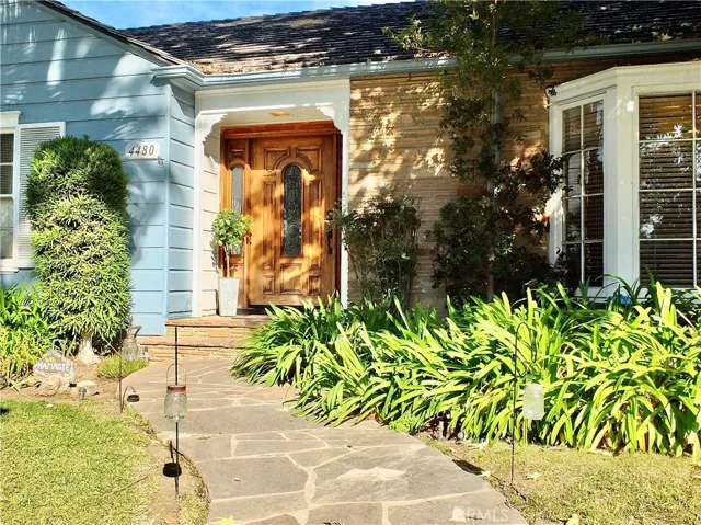 4480 Myrtle Avenue, Long Beach, California 90807