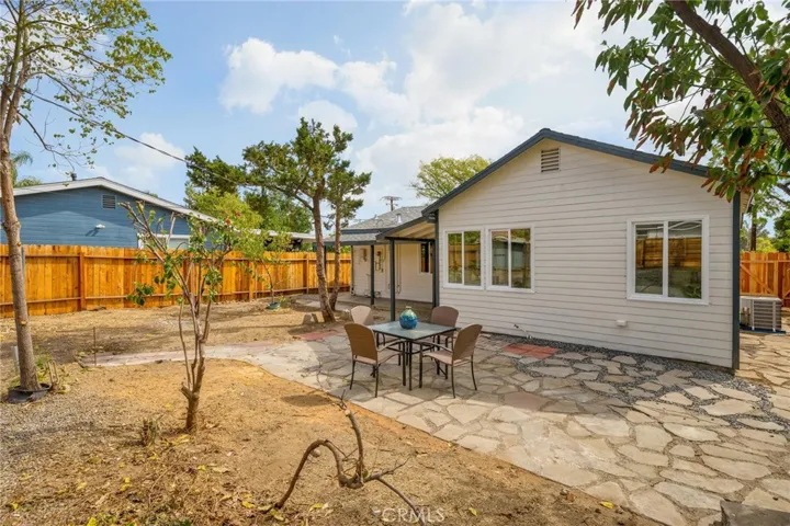 1461 E 9th Street, Upland, California 91786