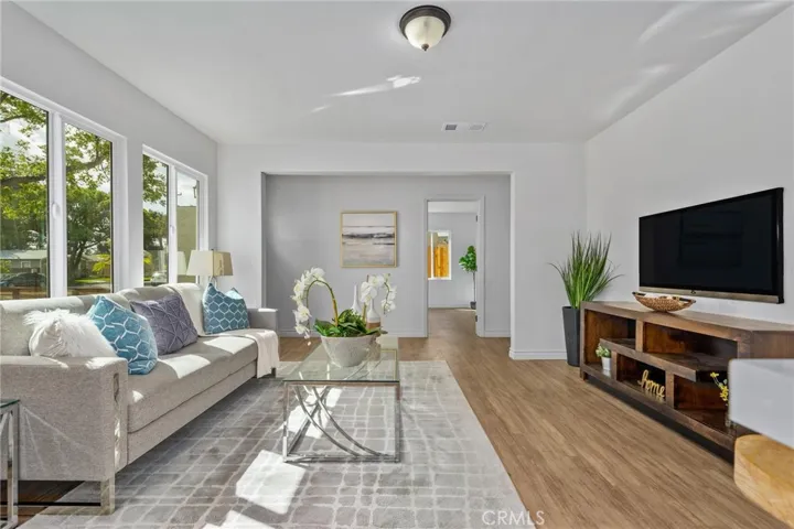 1461 E 9th Street, Upland, California 91786