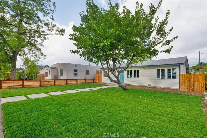 1461 E 9th Street, Upland, California 91786