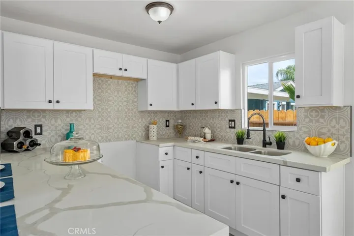 1461 E 9th Street, Upland, California 91786