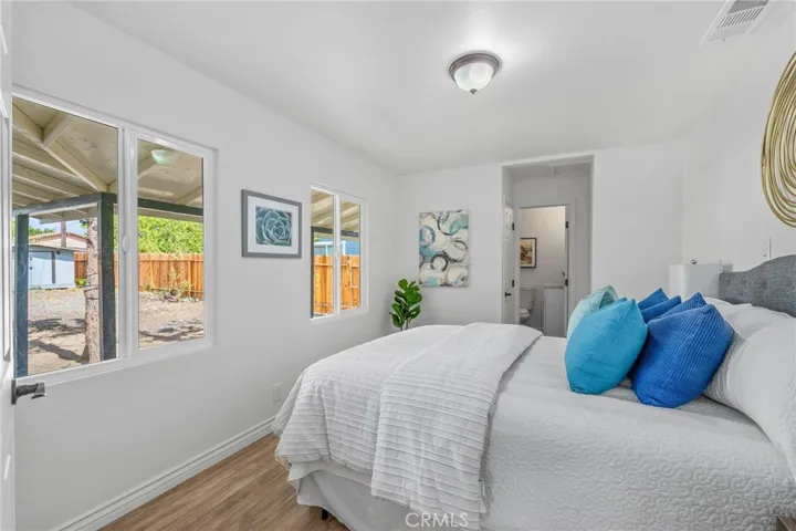 1461 E 9th Street, Upland, California 91786