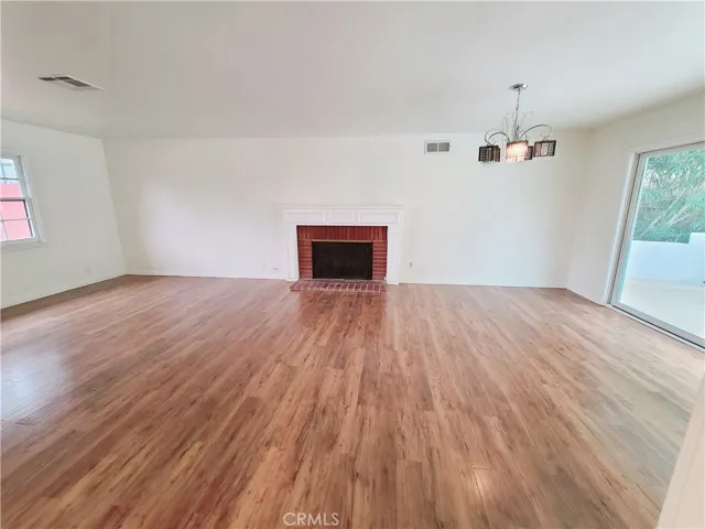 21801 Providencia Street, Woodland Hills, California 91364