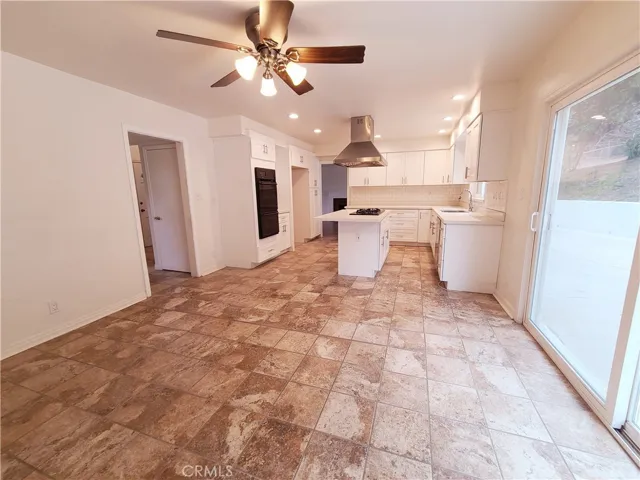 21801 Providencia Street, Woodland Hills, California 91364
