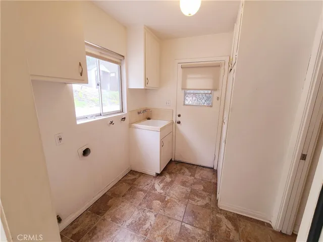 21801 Providencia Street, Woodland Hills, California 91364