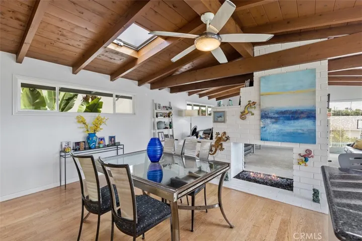326 Holmwood Drive, Newport Beach, California 92663