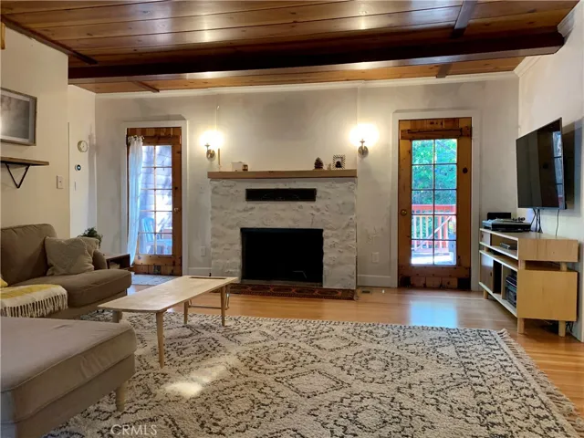 Living room 2
