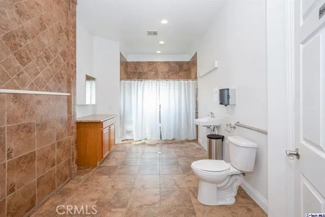 699 Winners Circle, San Jacinto, California 92582