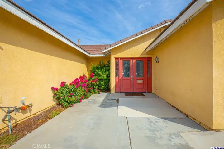 699 Winners Circle, San Jacinto, California 92582