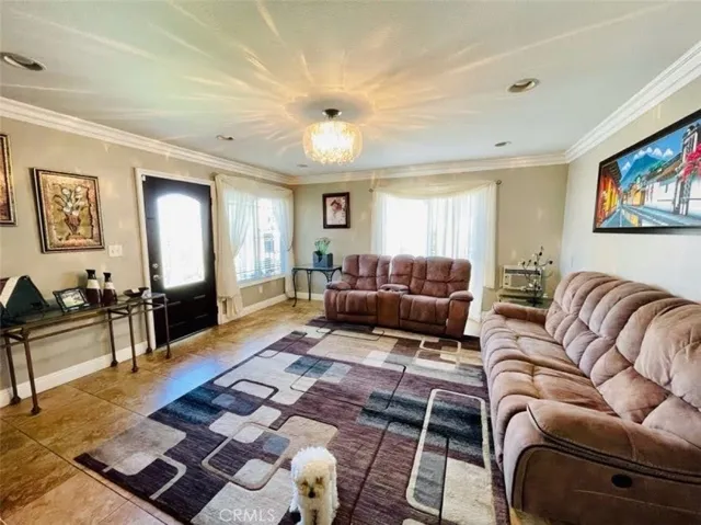 754 E 97th Street, Los Angeles, California 90002