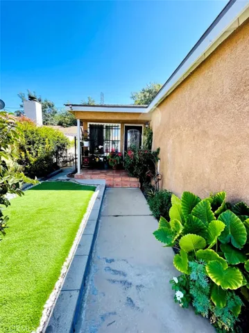 754 E 97th Street, Los Angeles, California 90002