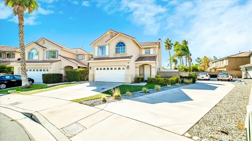 5896 Sawgrass Way, Fontana, California 92336