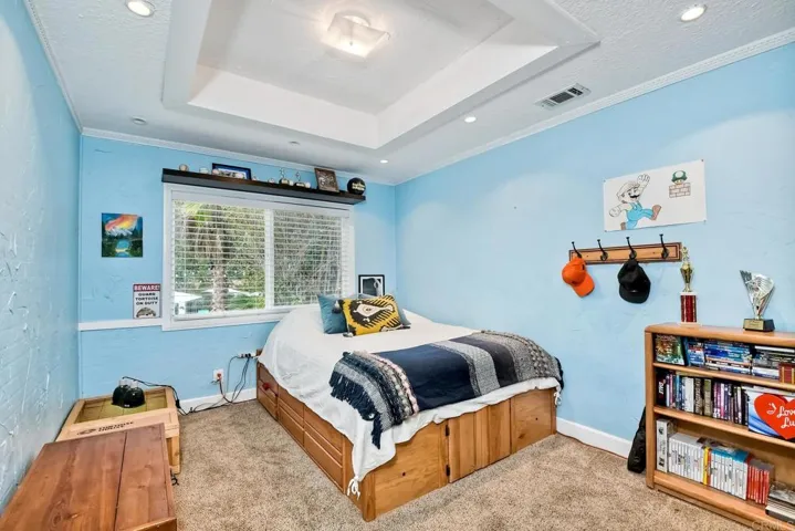 851 Mimosa Ave, Vista, California 92081
