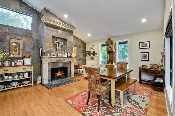 851 Mimosa Ave, Vista, California 92081