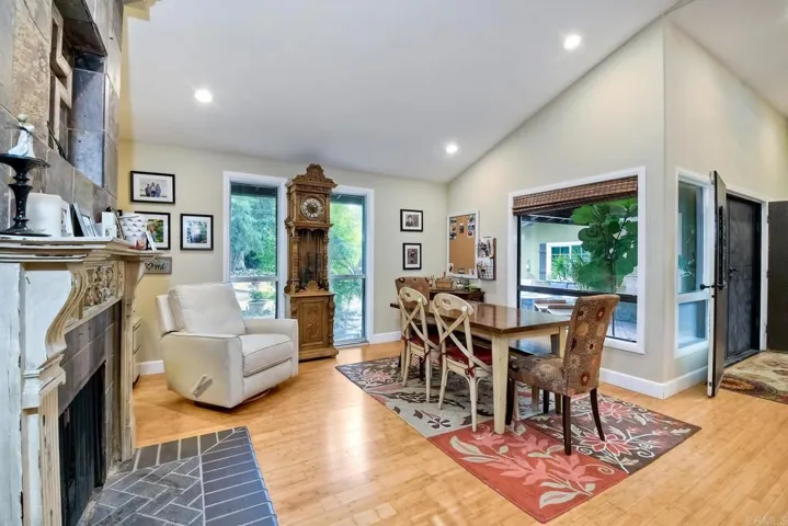 851 Mimosa Ave, Vista, California 92081