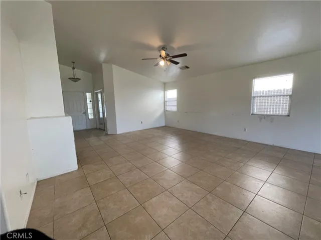 10204 Pyramid Peak Drive, Bakersfield, California 93311