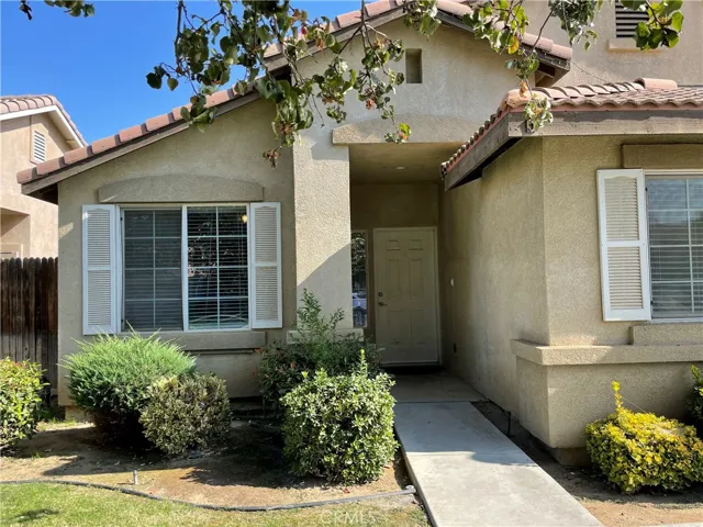 10204 Pyramid Peak Drive, Bakersfield, California 93311