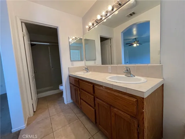 10204 Pyramid Peak Drive, Bakersfield, California 93311