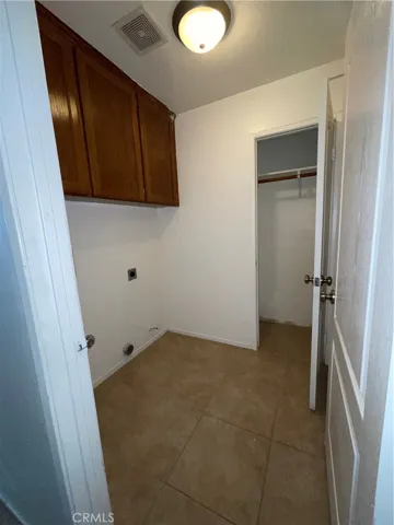 10204 Pyramid Peak Drive, Bakersfield, California 93311