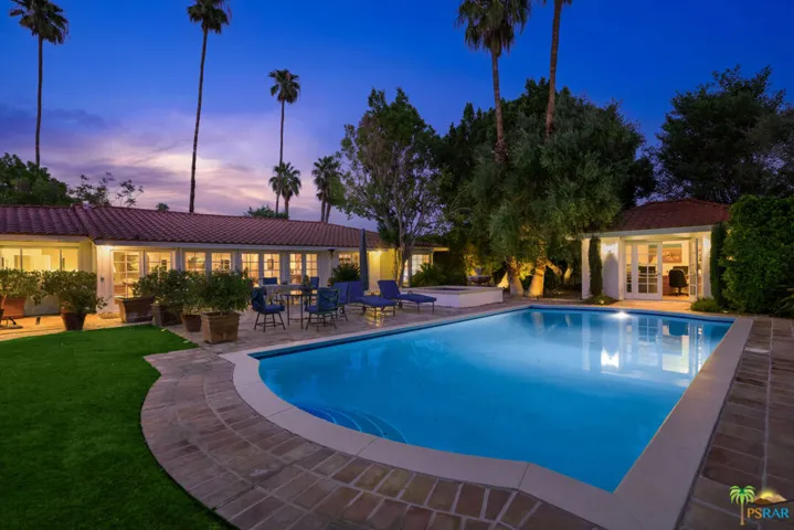 345 W Vista Chino, Palm Springs, California 92262