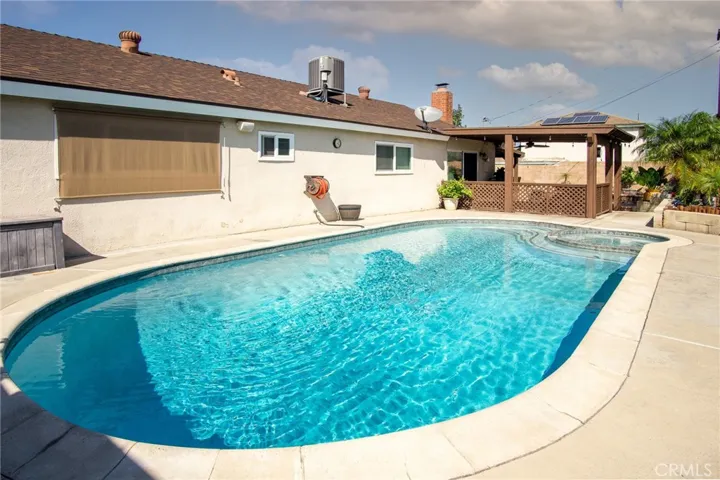 120 Cardinal Lane, Redlands, California 92374