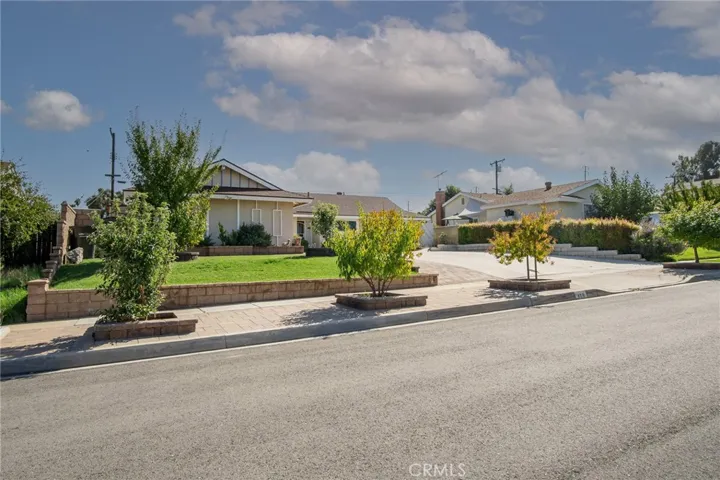 120 Cardinal Lane, Redlands, California 92374