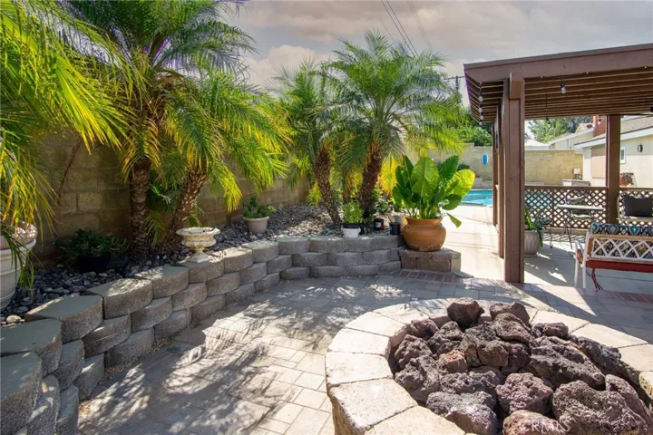 120 Cardinal Lane, Redlands, California 92374