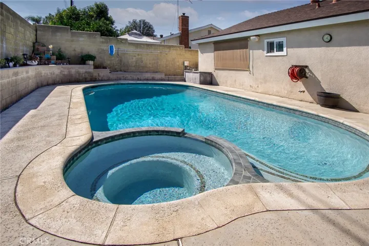 120 Cardinal Lane, Redlands, California 92374