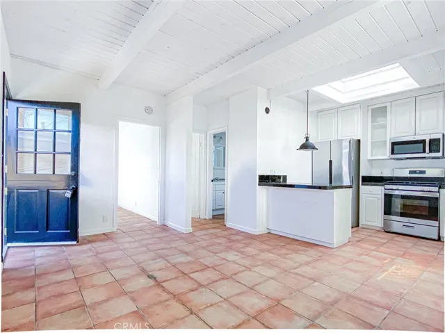 125 43rd Street B, Newport Beach, California 92663